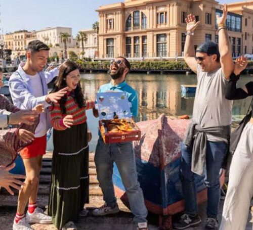 Group of tourists on a tour of the best things to see in Bari